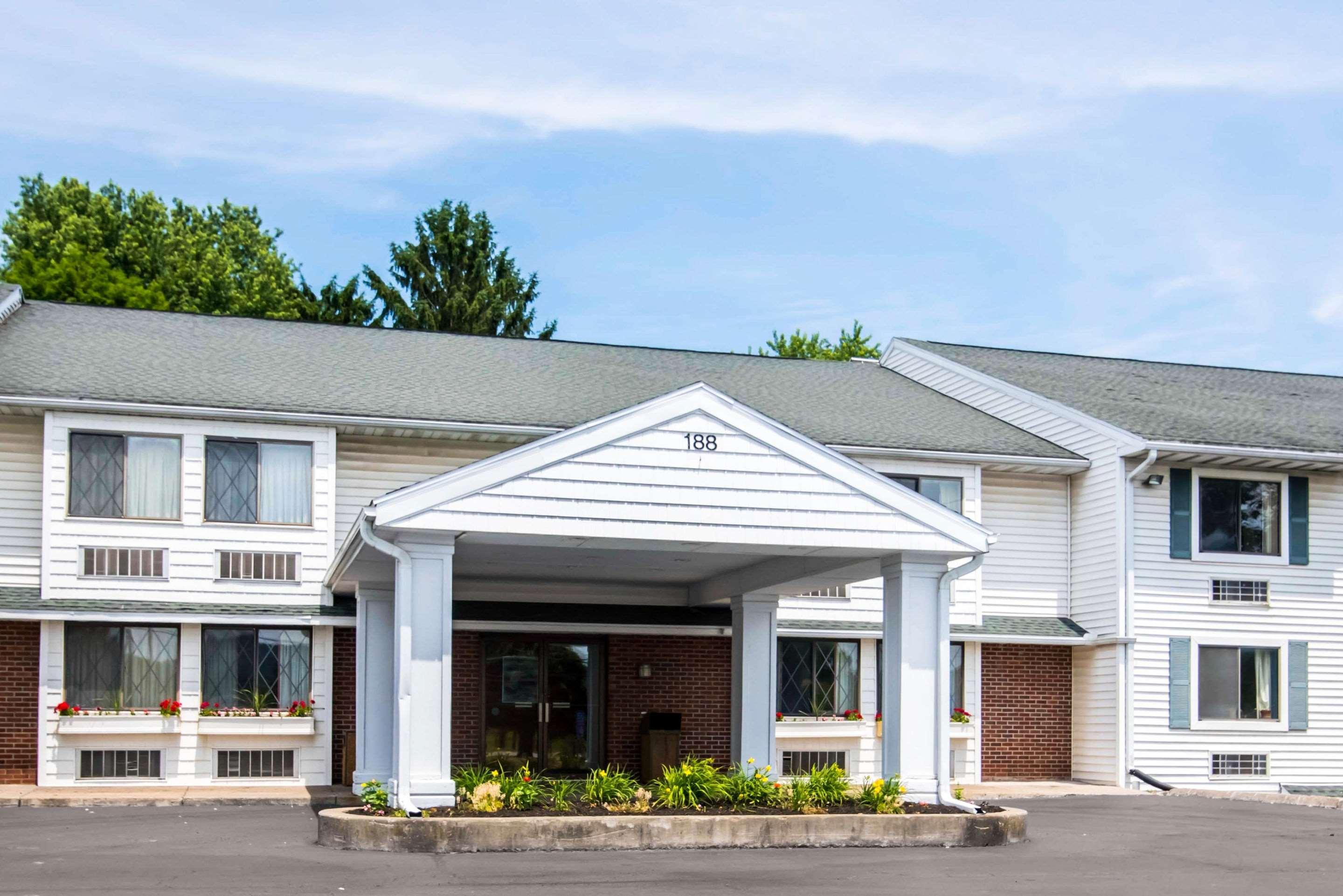 Quality Inn Cortland - University Area Exterior photo